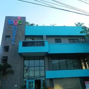 Bgc Boutique And Dorm Hostel
